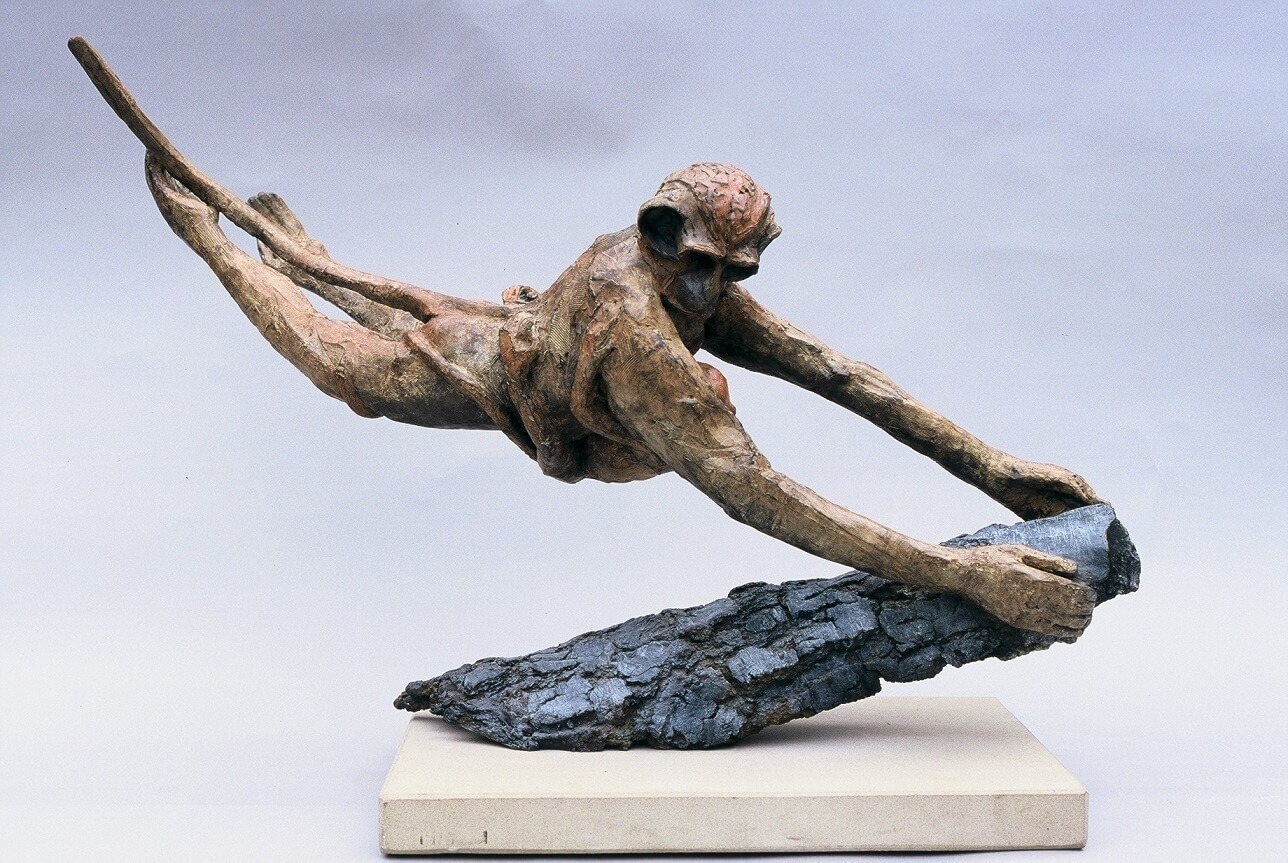 Monkey Landing (Bronze) 109cm x 76cm x 38cm